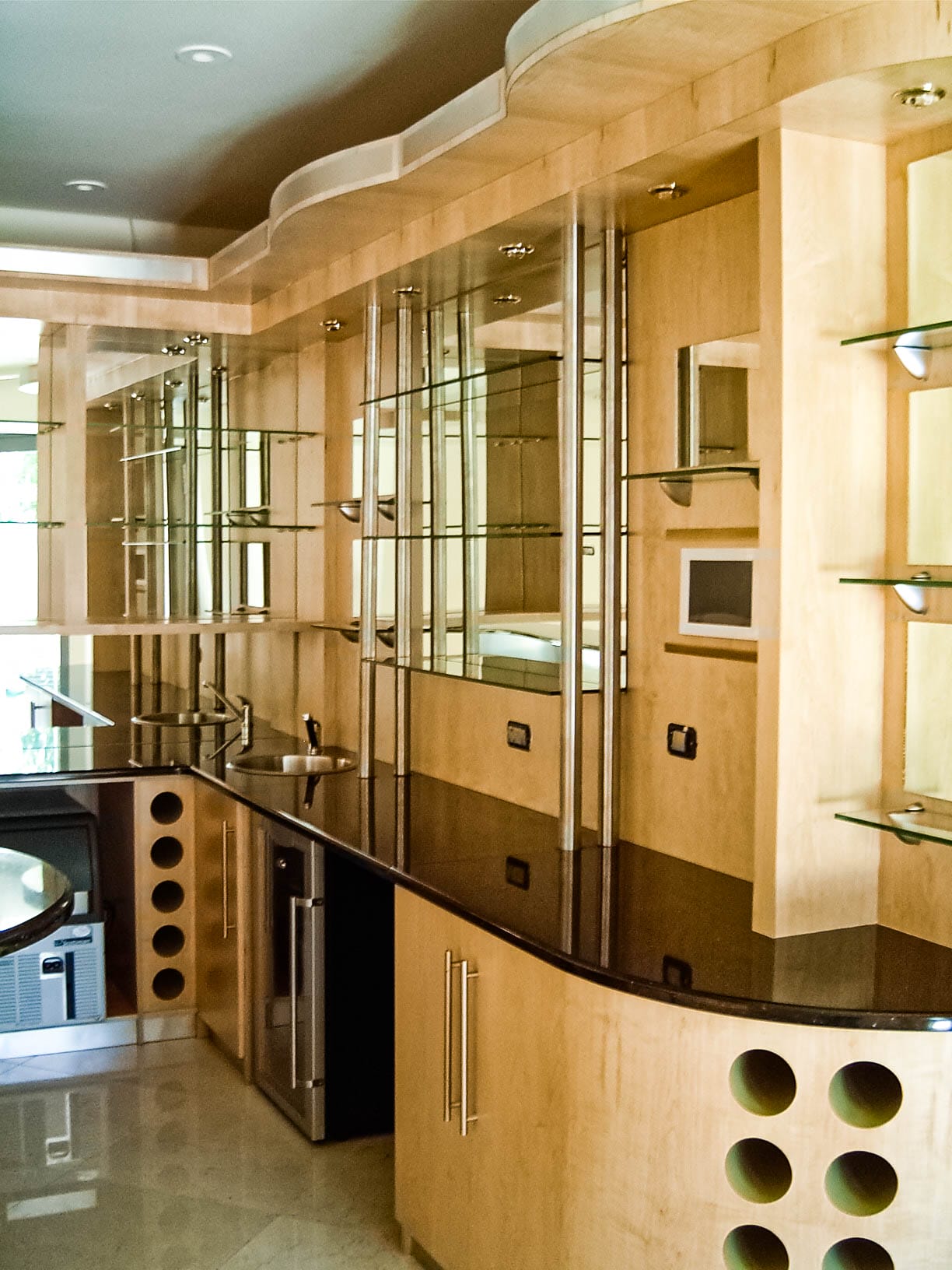 Fa Pereira Bars Image 05