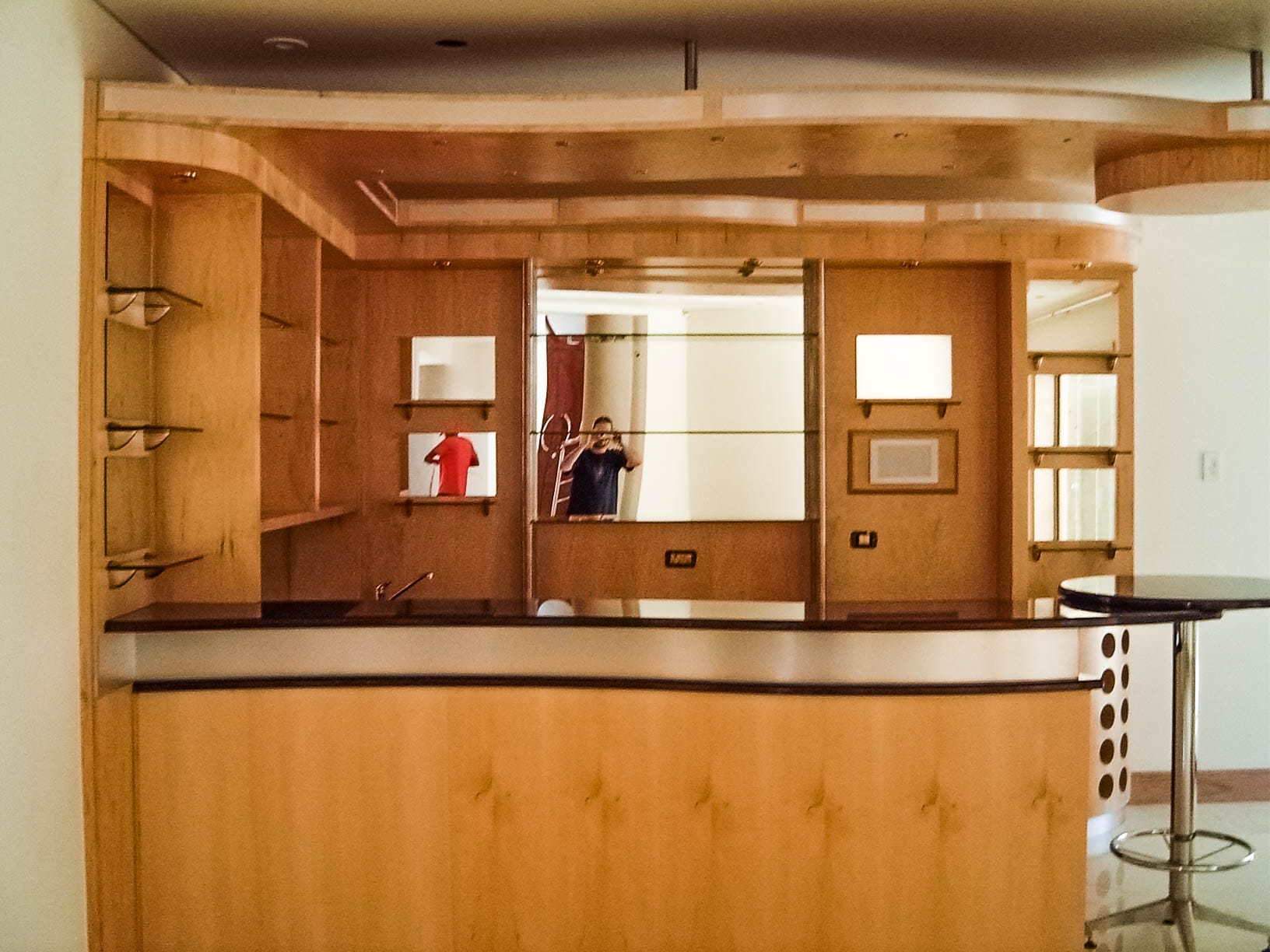 Fa Pereira Bars Image 10