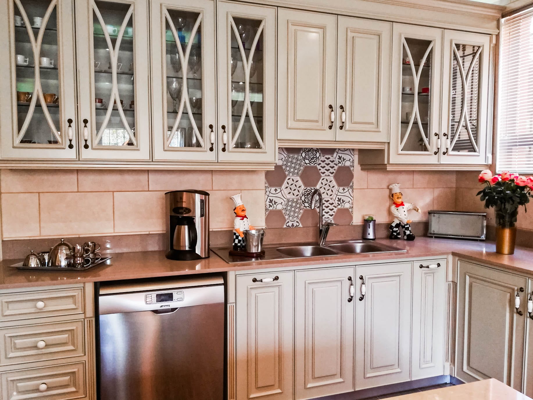 Fa Pereira Kitchen Image 14